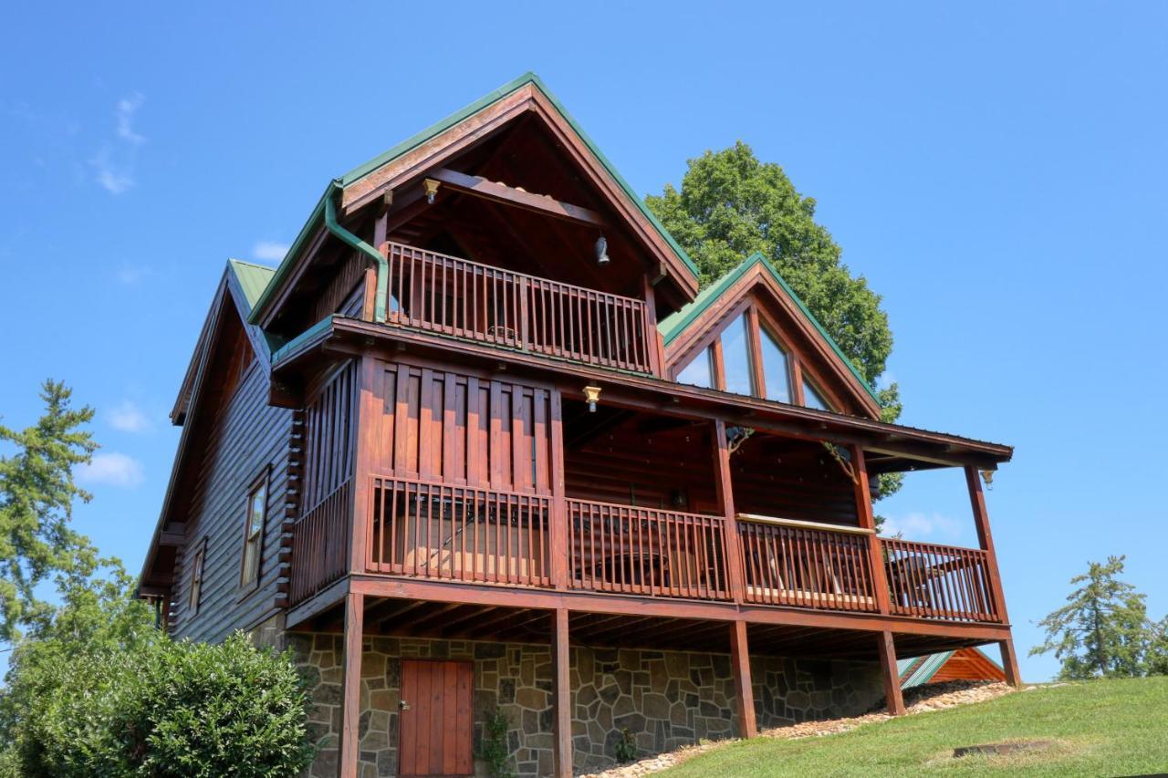 A Stone'S Throw Cabin Villa Pigeon Forge Bagian luar foto