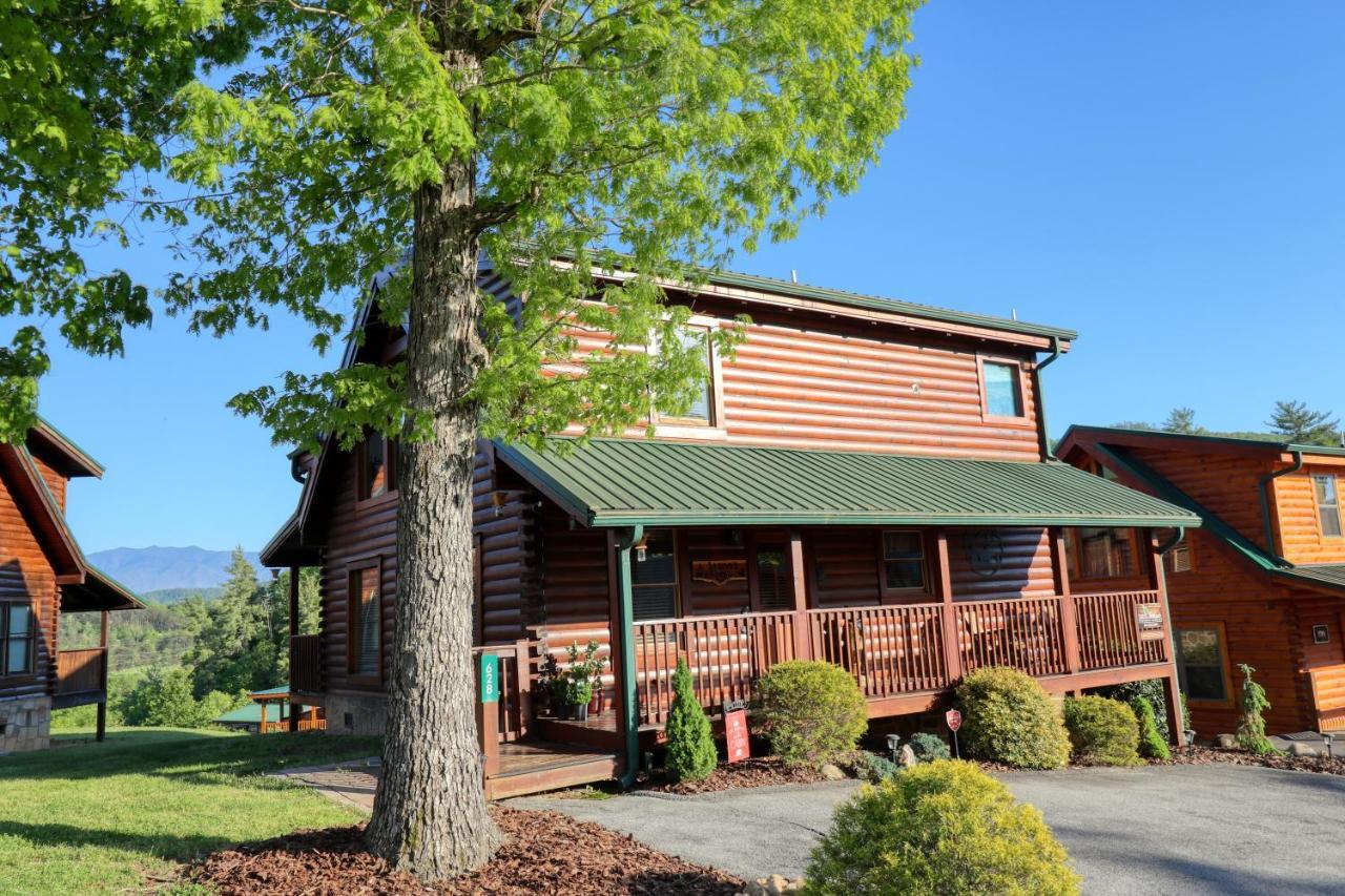 A Stone'S Throw Cabin Villa Pigeon Forge Bagian luar foto